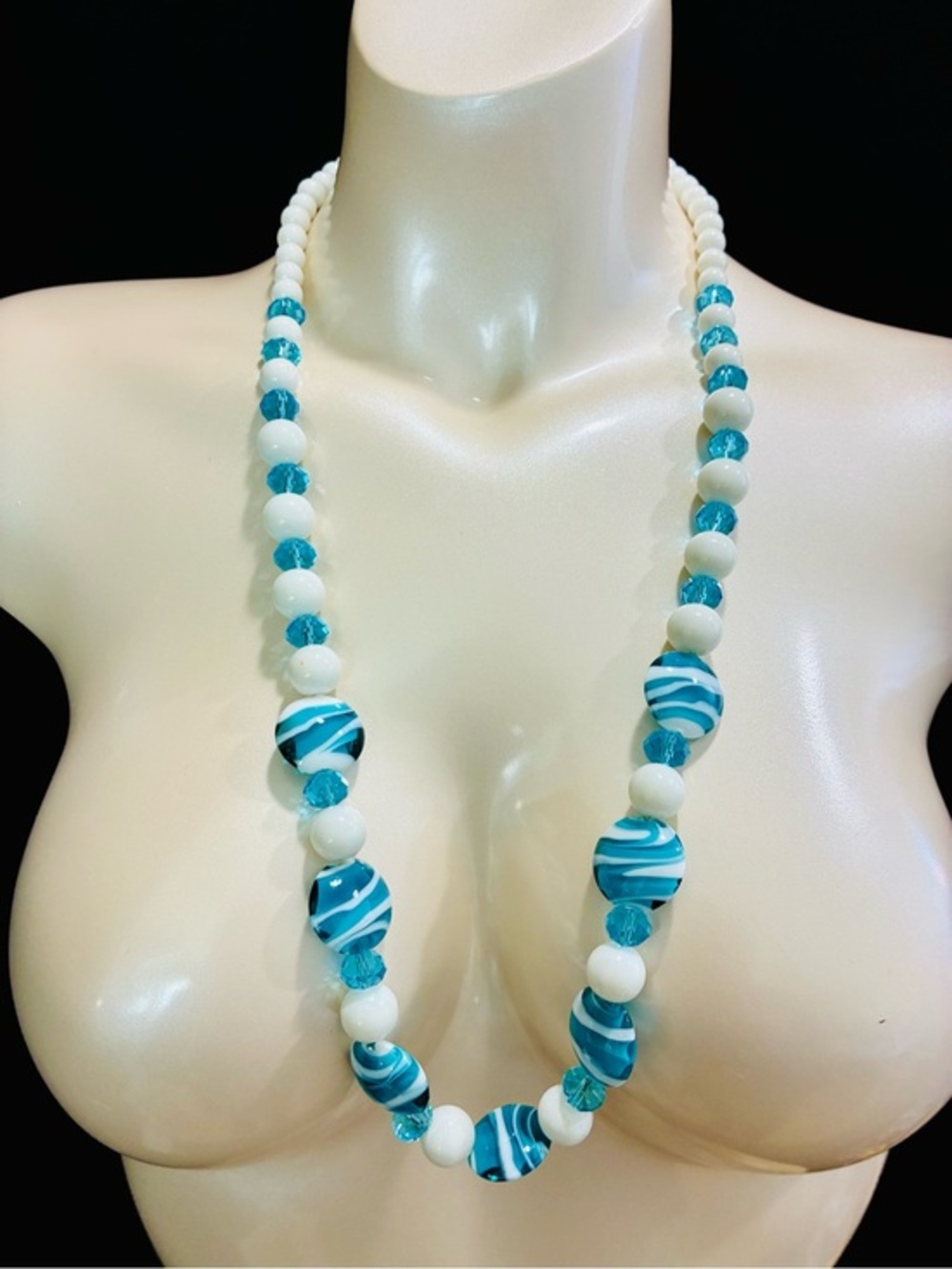Murano Sky Blue & White Swirl Beaded Coastal VTG Necklace
